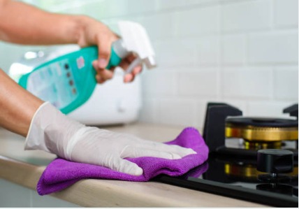 //www.ecqservicesllc.com/wp-content/uploads/2022/12/residencia_cleaning.jpg